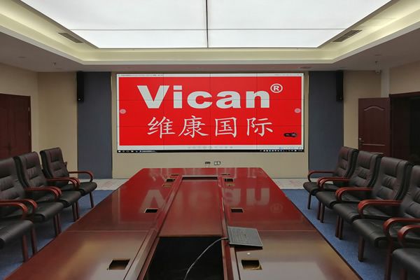 哪家無縫拼接屏廠家比較專業(yè)？