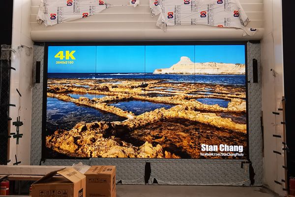 展館展廳場(chǎng)合的顯示大屏使用LED屏好，還是拼接屏好？