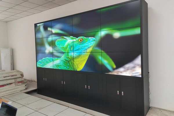 拼接屏是怎么做到4K、6K、8K…顯示的？大分辨顯示解決方案